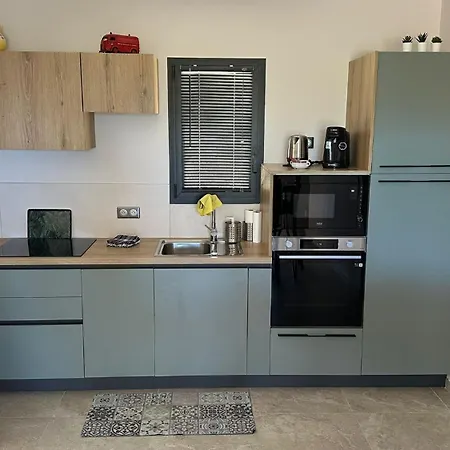 Апартаменты Un Air De Paradis A *